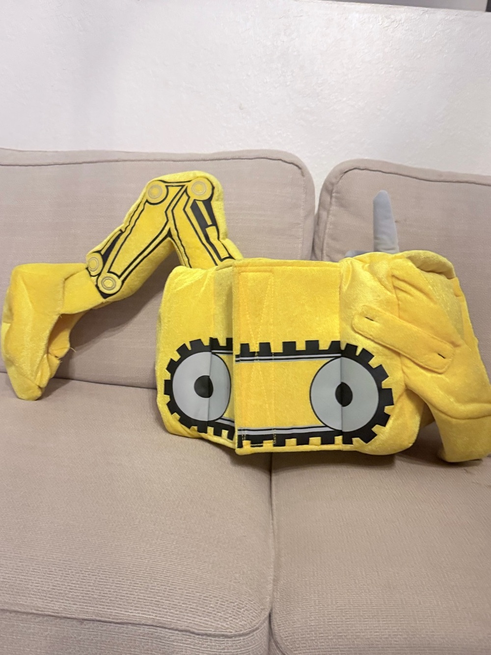 I want to be T.J.Maxx Yellow Construction Excavator Kids Costume - No helmet - Picture 2 of 3